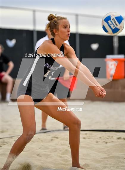 Thumbnail 2 in Salpointe Catholic vs Northwest Christian  @ Casteel (AIA Division II Final) photogallery.