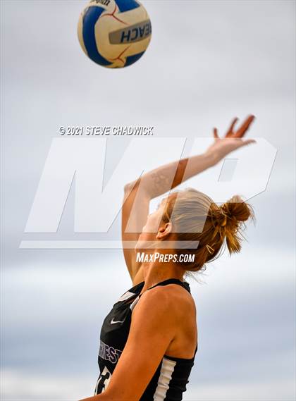 Thumbnail 3 in Salpointe Catholic vs Northwest Christian  @ Casteel (AIA Division II Final) photogallery.