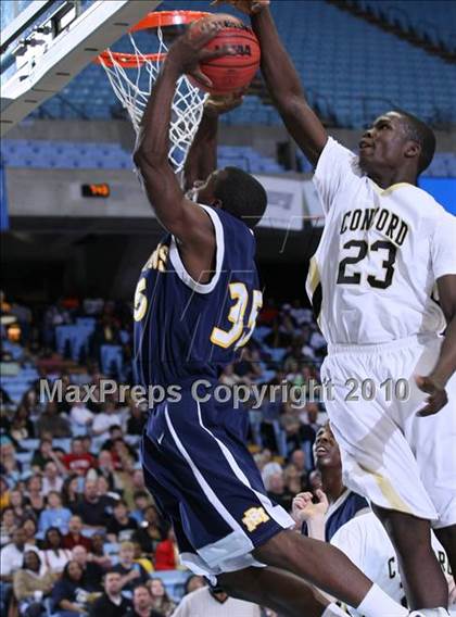 Thumbnail 3 in Rocky Mount vs. Concord (NCHSAA Class 3A Final) photogallery.