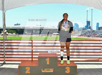 Thumbnail 2 in UIL 3A State Championship photogallery.