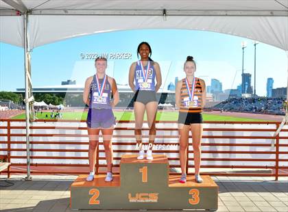 Thumbnail 1 in UIL 3A State Championship photogallery.