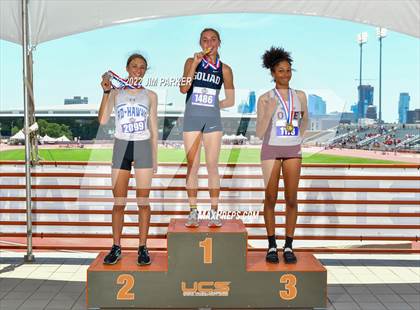 Thumbnail 2 in UIL 3A State Championship photogallery.