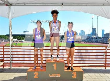 Thumbnail 2 in UIL 3A State Championship photogallery.