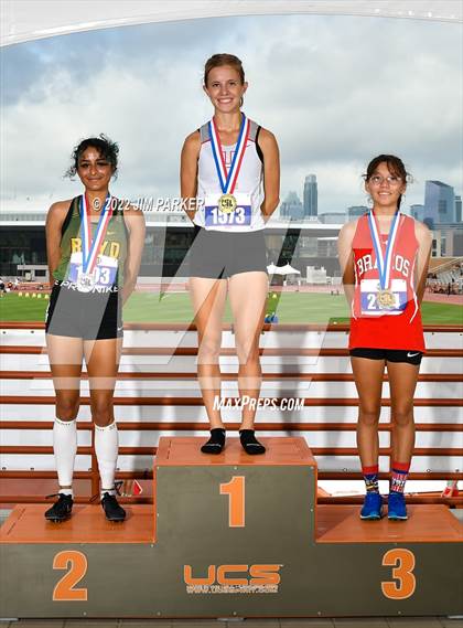 Thumbnail 1 in UIL 3A State Championship photogallery.