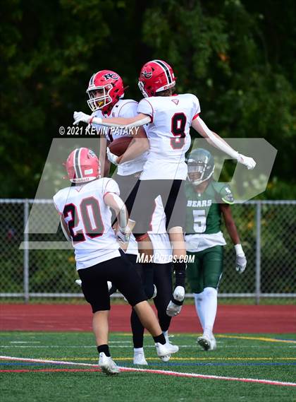 Thumbnail 3 in New Canaan @ Norwalk photogallery.