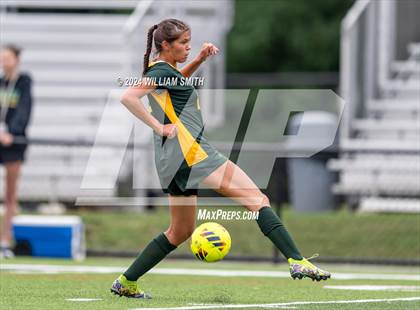 Thumbnail 3 in Delone Catholic @ York Catholic photogallery.