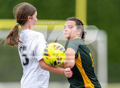 Thumbnail 3 in Delone Catholic @ York Catholic photogallery.