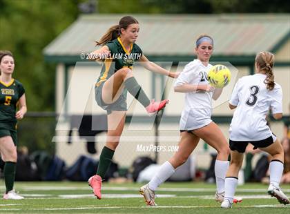 Thumbnail 2 in Delone Catholic @ York Catholic photogallery.