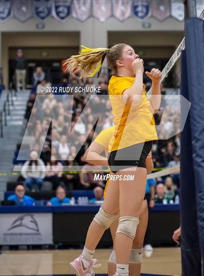 Thumbnail 2 in Francis Parker vs. Santa Fe Christian (CIF SDS D1 Girls Volleyball finals) photogallery.