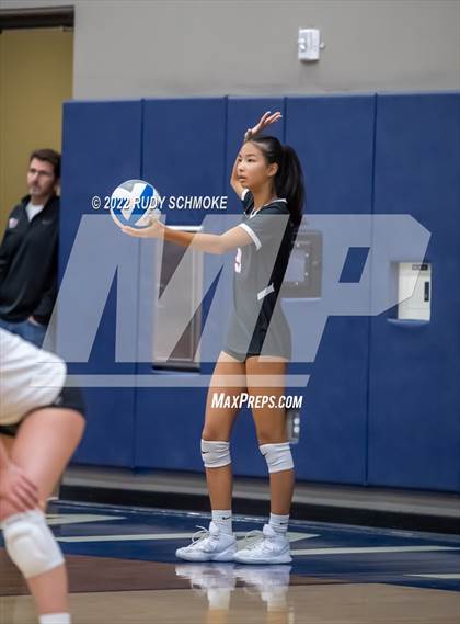 Thumbnail 2 in Francis Parker vs. Santa Fe Christian (CIF SDS D1 Girls Volleyball finals) photogallery.