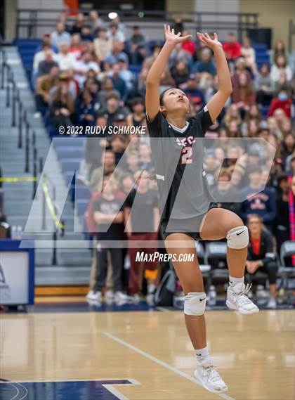 Thumbnail 1 in Francis Parker vs. Santa Fe Christian (CIF SDS D1 Girls Volleyball finals) photogallery.