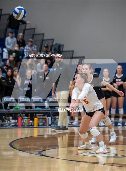 Thumbnail 3 in Francis Parker vs. Santa Fe Christian (CIF SDS D1 Girls Volleyball finals) photogallery.
