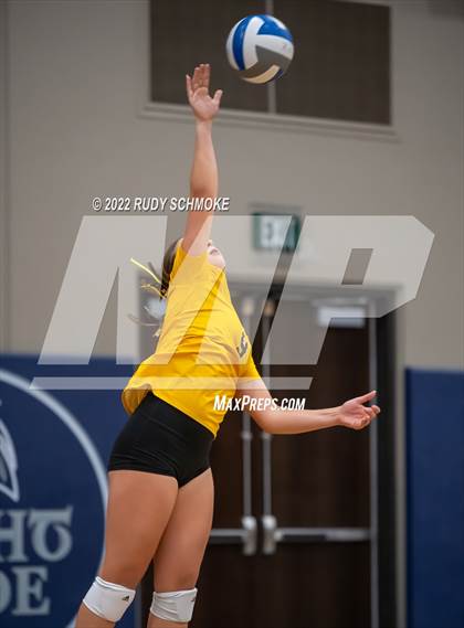 Thumbnail 2 in Francis Parker vs. Santa Fe Christian (CIF SDS D1 Girls Volleyball finals) photogallery.