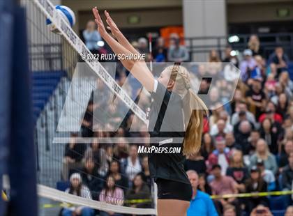 Thumbnail 2 in Francis Parker vs. Santa Fe Christian (CIF SDS D1 Girls Volleyball finals) photogallery.