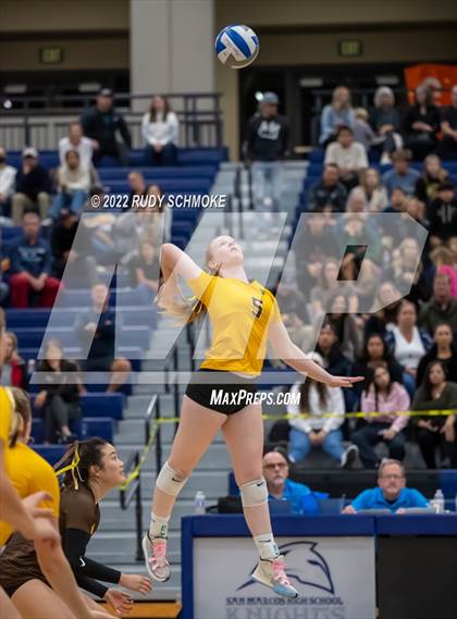 Thumbnail 2 in Francis Parker vs. Santa Fe Christian (CIF SDS D1 Girls Volleyball finals) photogallery.