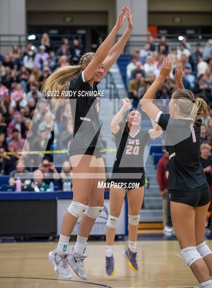 Thumbnail 1 in Francis Parker vs. Santa Fe Christian (CIF SDS D1 Girls Volleyball finals) photogallery.