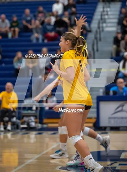 Thumbnail 1 in Francis Parker vs. Santa Fe Christian (CIF SDS D1 Girls Volleyball finals) photogallery.