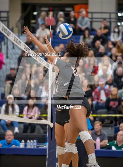 Thumbnail 2 in Francis Parker vs. Santa Fe Christian (CIF SDS D1 Girls Volleyball finals) photogallery.