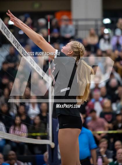 Thumbnail 3 in Francis Parker vs. Santa Fe Christian (CIF SDS D1 Girls Volleyball finals) photogallery.
