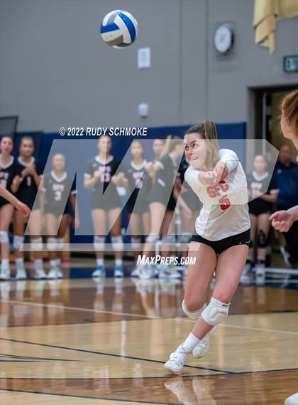 Thumbnail 2 in Francis Parker vs. Santa Fe Christian (CIF SDS D1 Girls Volleyball finals) photogallery.
