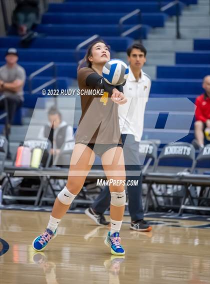 Thumbnail 1 in Francis Parker vs. Santa Fe Christian (CIF SDS D1 Girls Volleyball finals) photogallery.