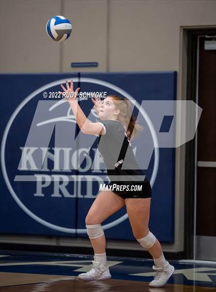 Thumbnail 1 in Francis Parker vs. Santa Fe Christian (CIF SDS D1 Girls Volleyball finals) photogallery.