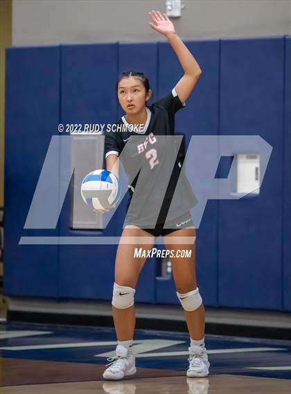 Thumbnail 3 in Francis Parker vs. Santa Fe Christian (CIF SDS D1 Girls Volleyball finals) photogallery.
