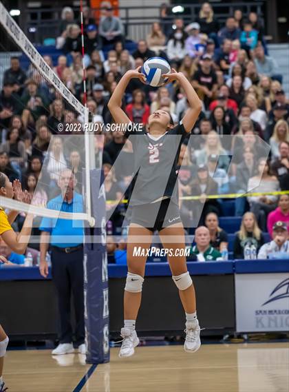 Thumbnail 2 in Francis Parker vs. Santa Fe Christian (CIF SDS D1 Girls Volleyball finals) photogallery.