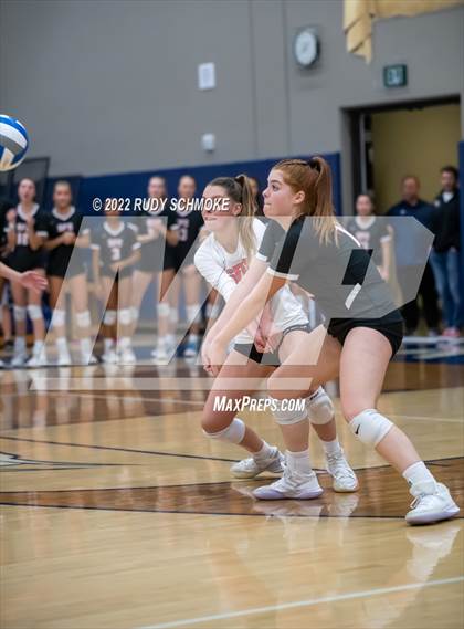 Thumbnail 3 in Francis Parker vs. Santa Fe Christian (CIF SDS D1 Girls Volleyball finals) photogallery.