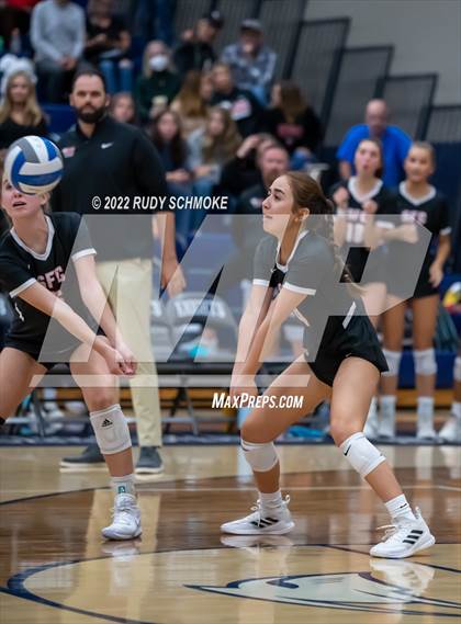 Thumbnail 2 in Francis Parker vs. Santa Fe Christian (CIF SDS D1 Girls Volleyball finals) photogallery.