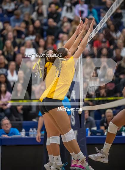 Thumbnail 1 in Francis Parker vs. Santa Fe Christian (CIF SDS D1 Girls Volleyball finals) photogallery.