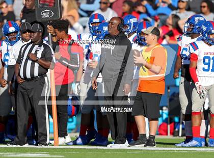 Thumbnail 2 in Duncanville vs. Rockwall (UIL 6A Division 1 Semifinal) photogallery.