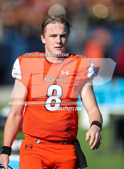 Thumbnail 3 in Duncanville vs. Rockwall (UIL 6A Division 1 Semifinal) photogallery.