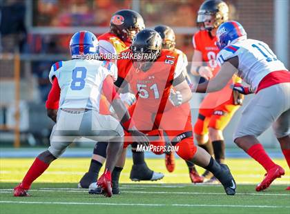 Thumbnail 3 in Duncanville vs. Rockwall (UIL 6A Division 1 Semifinal) photogallery.