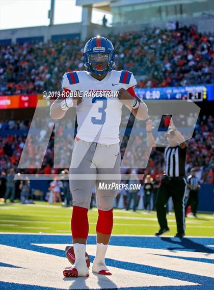 Thumbnail 2 in Duncanville vs. Rockwall (UIL 6A Division 1 Semifinal) photogallery.