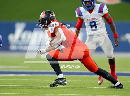 Thumbnail 3 in Duncanville vs. Rockwall (UIL 6A Division 1 Semifinal) photogallery.