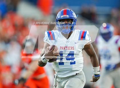 Thumbnail 1 in Duncanville vs. Rockwall (UIL 6A Division 1 Semifinal) photogallery.