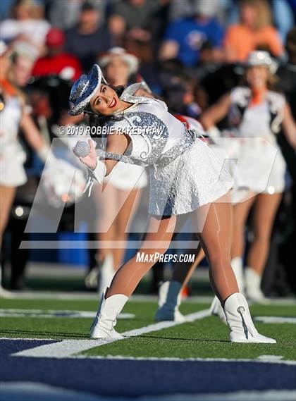 Thumbnail 1 in Duncanville vs. Rockwall (UIL 6A Division 1 Semifinal) photogallery.