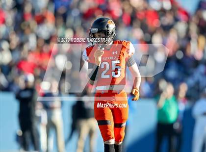 Thumbnail 3 in Duncanville vs. Rockwall (UIL 6A Division 1 Semifinal) photogallery.