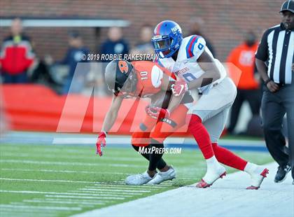 Thumbnail 1 in Duncanville vs. Rockwall (UIL 6A Division 1 Semifinal) photogallery.