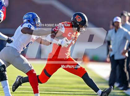 Thumbnail 1 in Duncanville vs. Rockwall (UIL 6A Division 1 Semifinal) photogallery.