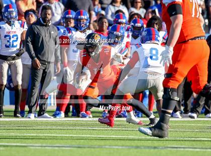 Thumbnail 2 in Duncanville vs. Rockwall (UIL 6A Division 1 Semifinal) photogallery.