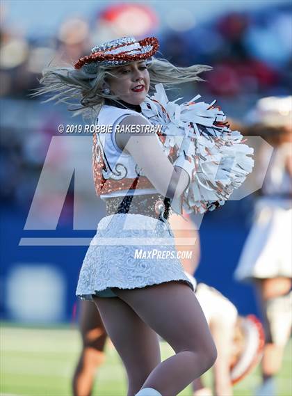 Thumbnail 2 in Duncanville vs. Rockwall (UIL 6A Division 1 Semifinal) photogallery.