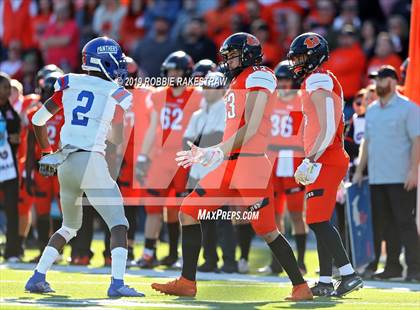 Thumbnail 2 in Duncanville vs. Rockwall (UIL 6A Division 1 Semifinal) photogallery.