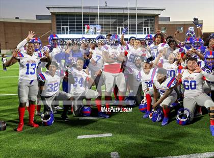 Thumbnail 1 in Duncanville vs. Rockwall (UIL 6A Division 1 Semifinal) photogallery.