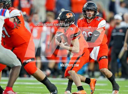 Thumbnail 2 in Duncanville vs. Rockwall (UIL 6A Division 1 Semifinal) photogallery.