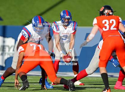 Thumbnail 3 in Duncanville vs. Rockwall (UIL 6A Division 1 Semifinal) photogallery.