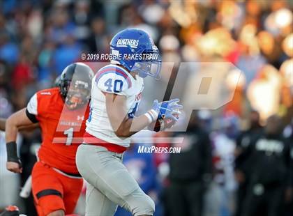 Thumbnail 1 in Duncanville vs. Rockwall (UIL 6A Division 1 Semifinal) photogallery.