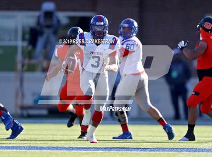 Thumbnail 2 in Duncanville vs. Rockwall (UIL 6A Division 1 Semifinal) photogallery.