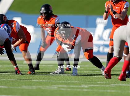 Thumbnail 3 in Duncanville vs. Rockwall (UIL 6A Division 1 Semifinal) photogallery.